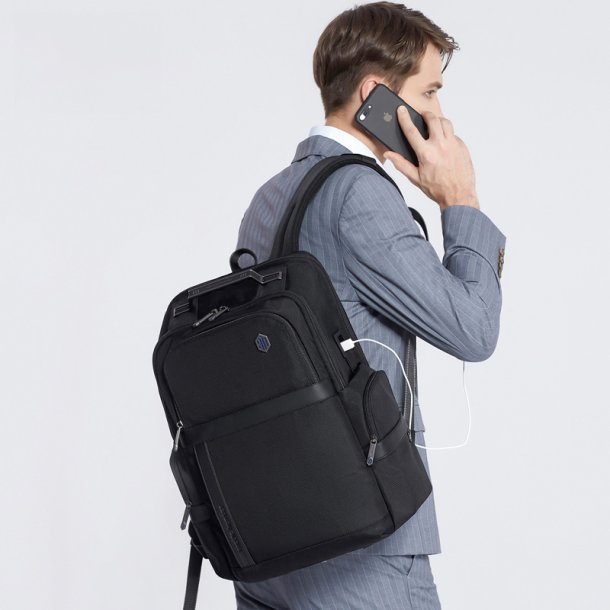 Arctic Hunter Taske B00449 15,6" vandafvisende